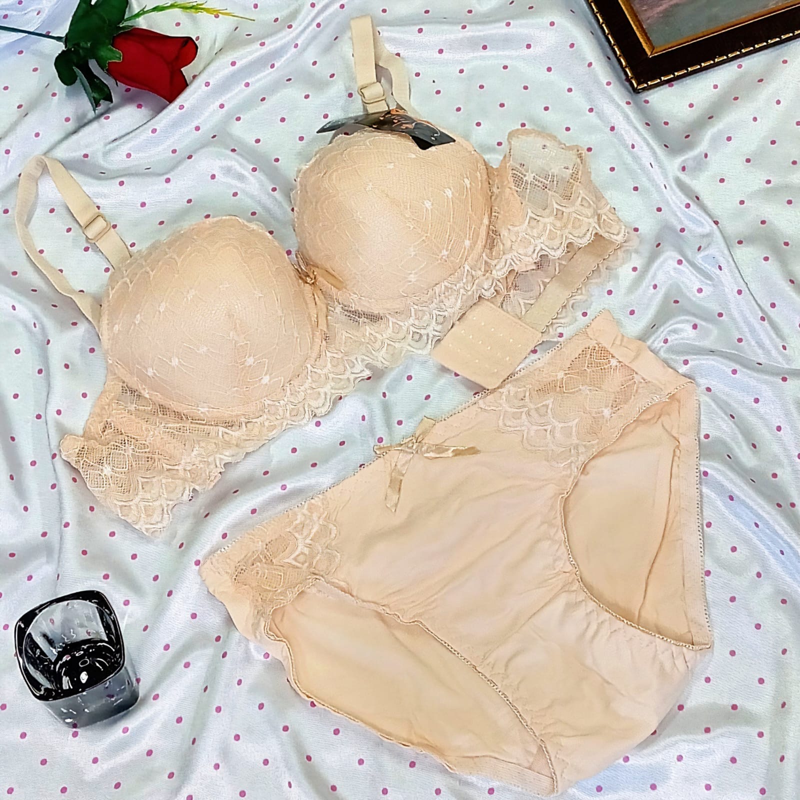 Front Embroudery Bra Panty Set
